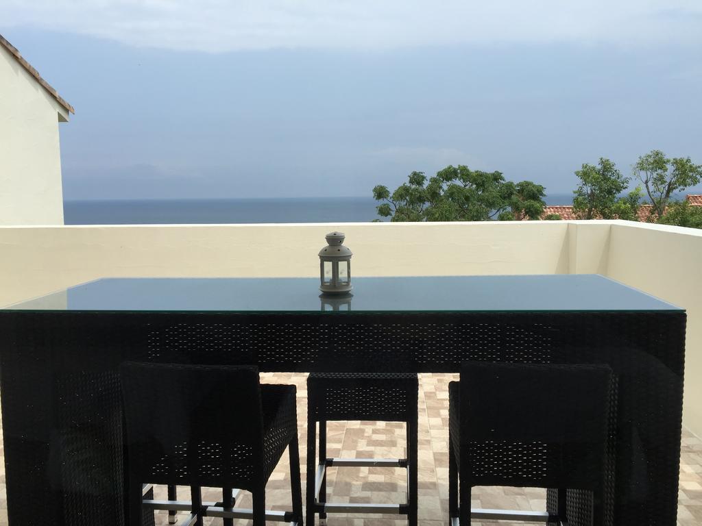Coastline Azure B&B Donghe Esterno foto