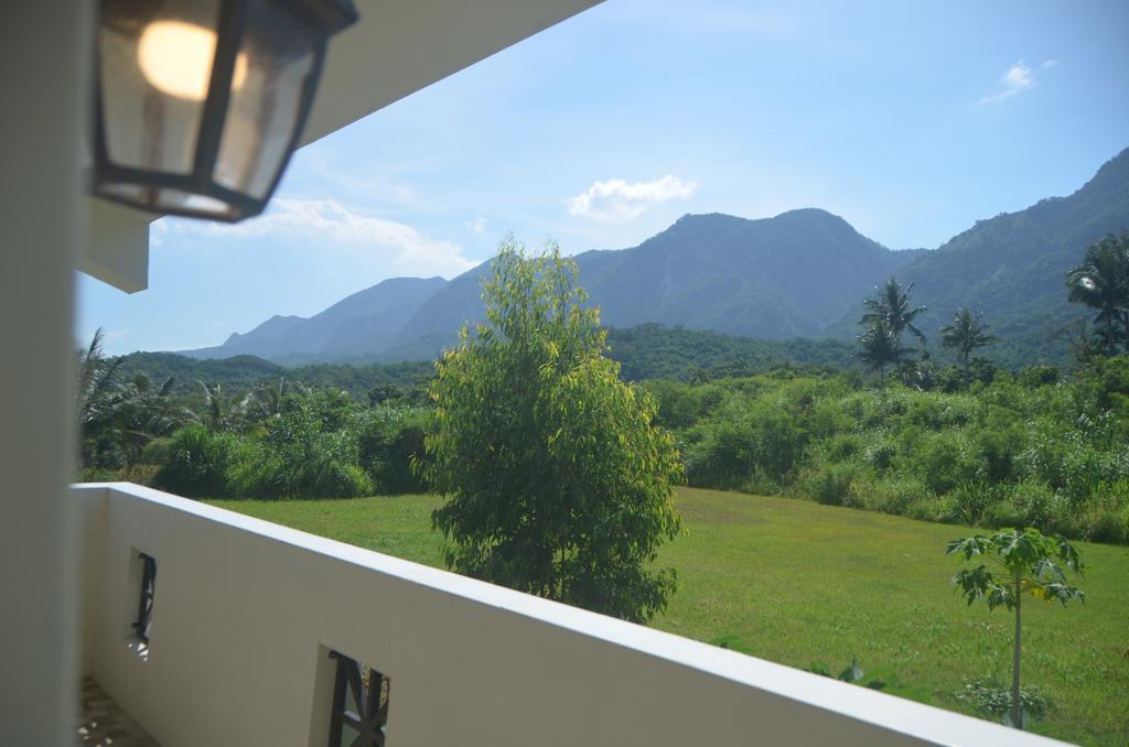 Coastline Azure B&B Donghe Esterno foto
