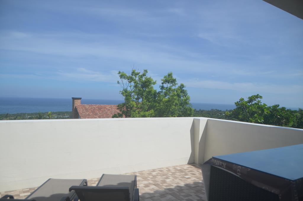 Coastline Azure B&B Donghe Esterno foto